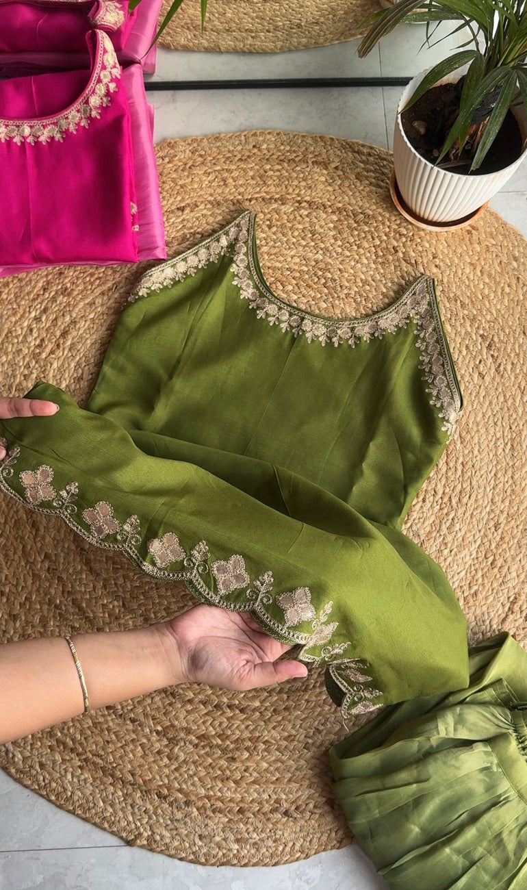 AAYAT GREEN HALTER NECK SHORT KURTA WITH PANTS